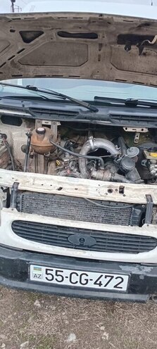 Ford Transit-3