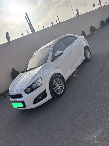 Chevrolet Aveo-3