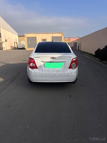 Chevrolet Aveo-2