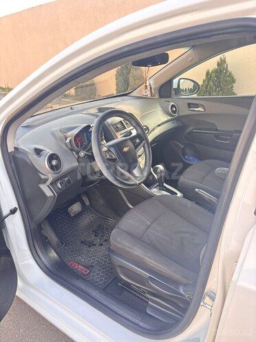Chevrolet Aveo-6