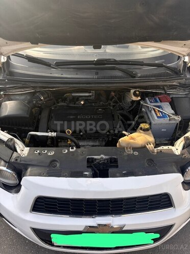 Chevrolet Aveo-11