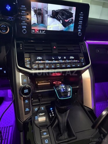 Toyota Land Cruiser 2022, 30,000 km - 4.0 л - Bakı