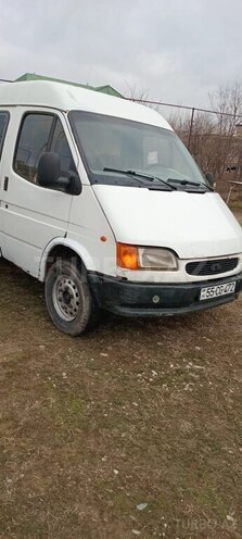 Ford Transit-11
