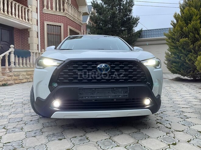 Toyota Corolla Cross 2024, 36,000 km - 2.0 l - Bakı