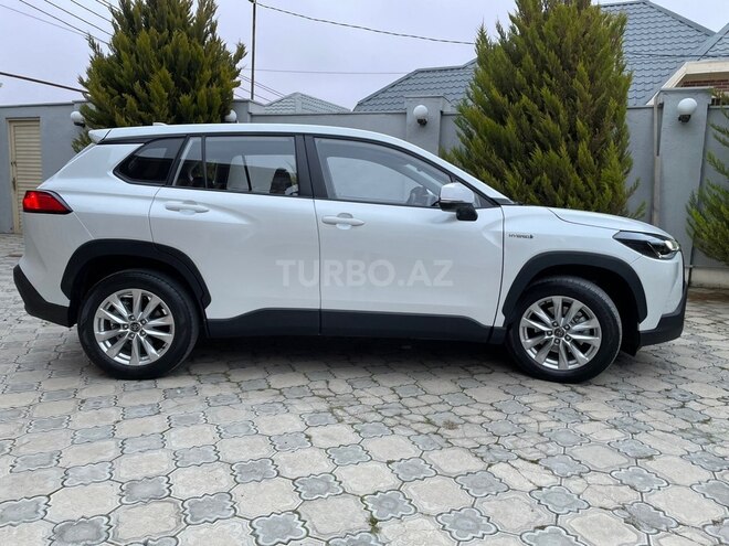 Toyota Corolla Cross 2024, 36,000 km - 2.0 l - Bakı