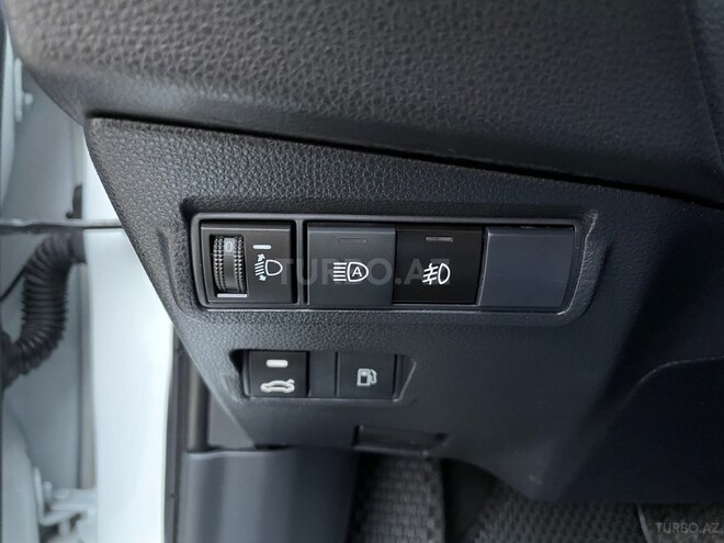 Toyota Corolla Cross 2024, 36,000 km - 2.0 l - Bakı
