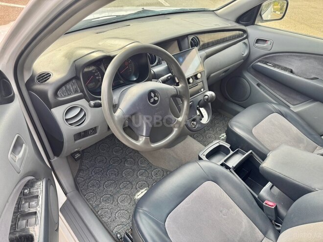 Mitsubishi Airtrek 2001, 205,147 km - 2.0 l - Sumqayıt