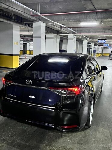 Toyota Corolla 2020, 120,000 km - 1.6 l - Bakı