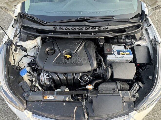 Hyundai Elantra 2014, 218,871 km - 1.8 l - Bakı