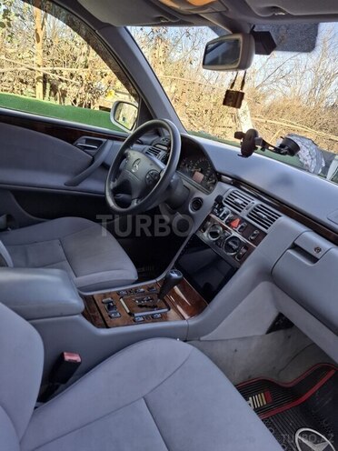 Mercedes E 200 2000, 255,000 km - 2.0 l - Tərtər
