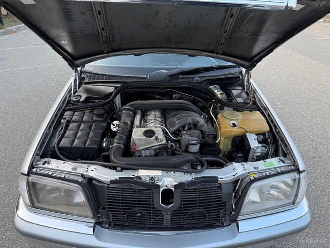 Mercedes C 250 1996, 324,500 km - 2.5 l - Sumqayıt