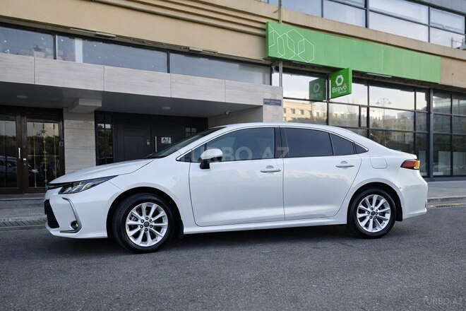 Toyota Corolla 2022, 33,500 km - 1.6 l - Bakı
