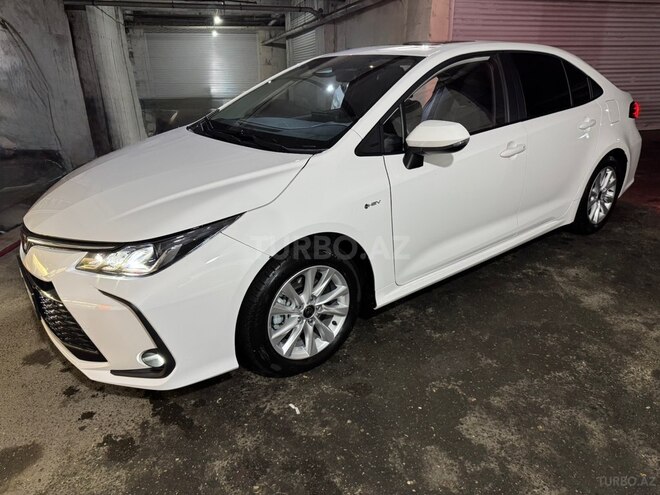 Toyota Corolla 2025, 14,800 km - 1.8 л - Bakı