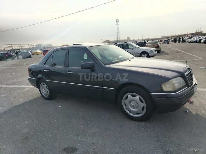 Mercedes C 200 1995, 490,000 km - 2.0 l - Gəncə
