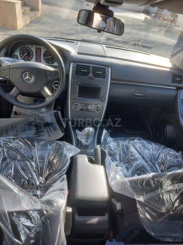 Mercedes B 170 2009, 132,100 km - 1.7 л - Bakı
