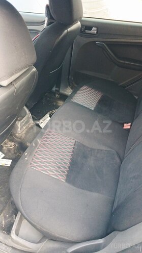 Ford Focus 2006, 385,000 km - 1.6 л - Bakı