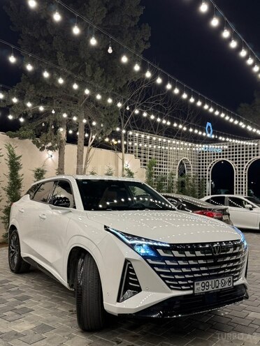 Changan  2025, 15,000 km - 1.5 l - Bakı