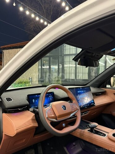 Changan  2025, 15,000 km - 1.5 l - Bakı