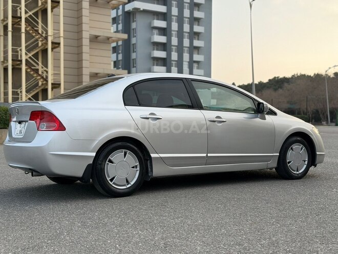 Honda Civic 2007, 320,000 km - 1.3 л - Bakı