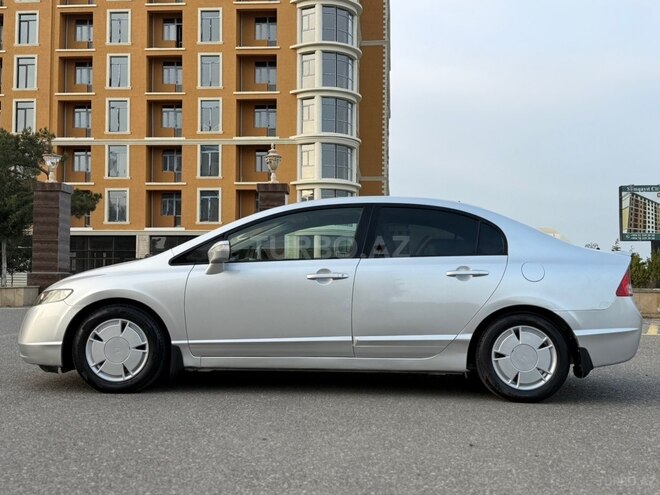 Honda Civic 2007, 320,000 km - 1.3 л - Bakı