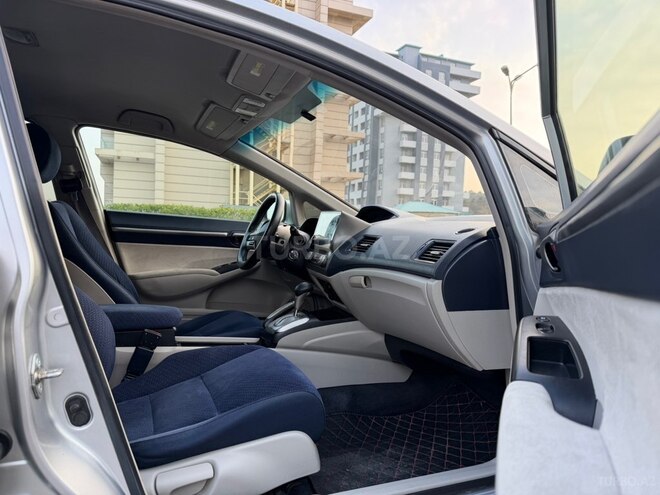 Honda Civic 2007, 320,000 km - 1.3 л - Bakı