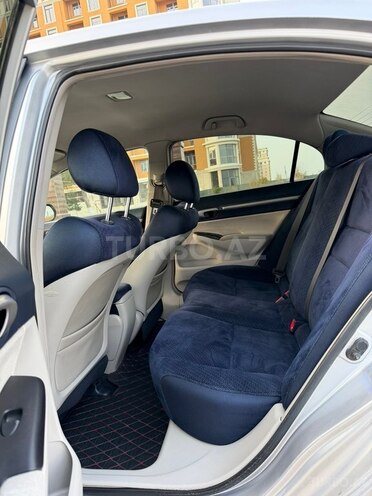 Honda Civic 2007, 320,000 km - 1.3 л - Bakı