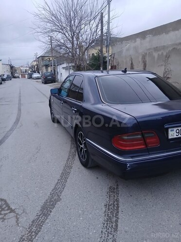 Mercedes E 240 1998, 398,000 km - 2.4 l - Xırdalan