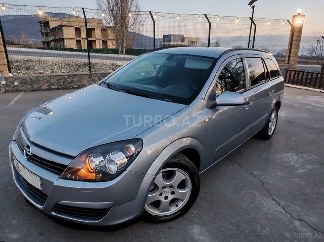 Opel Astra 2005, 232,830 km - 1.4 l - Şəki
