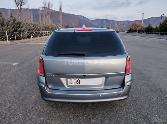 Opel Astra 2005, 232,830 km - 1.4 l - Şəki