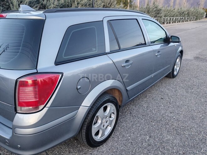 Opel Astra 2005, 232,830 km - 1.4 l - Şəki