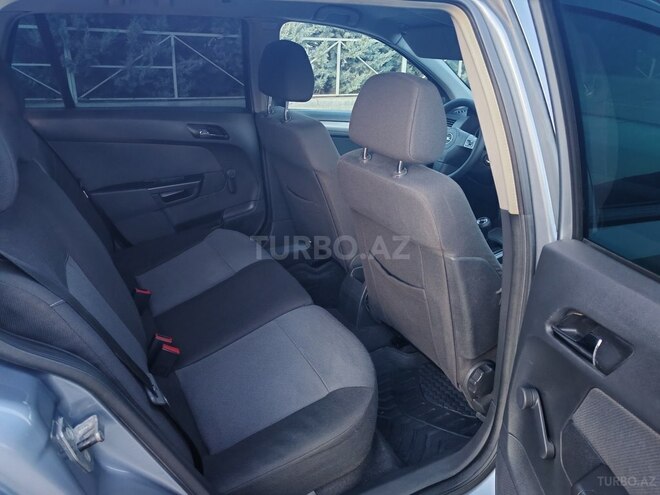 Opel Astra 2005, 232,830 km - 1.4 l - Şəki