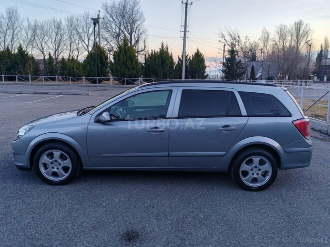 Opel Astra 2005, 232,830 km - 1.4 l - Şəki