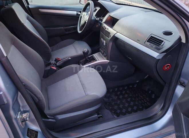 Opel Astra 2005, 232,830 km - 1.4 l - Şəki