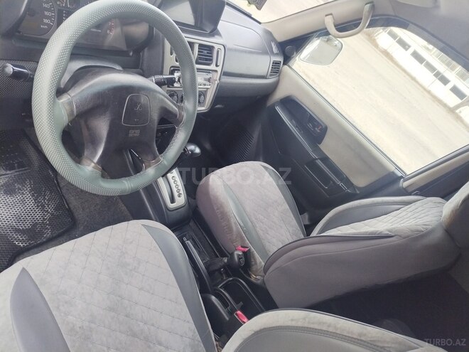Mitsubishi Pajero io 2002, 238,433 km - 2.0 l - Gəncə