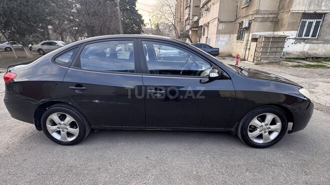 Hyundai Elantra 2009, 285,000 km - 2.0 l - Bakı