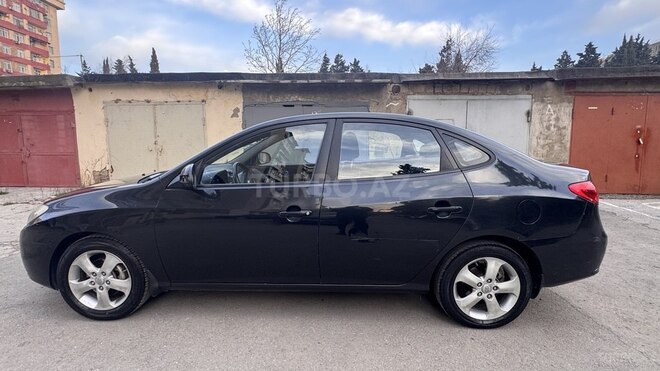 Hyundai Elantra 2009, 285,000 km - 2.0 l - Bakı