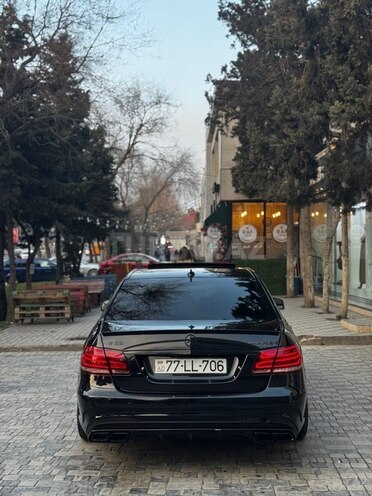 Mercedes E 220 2014, 282,000 km - 2.1 l - Bakı