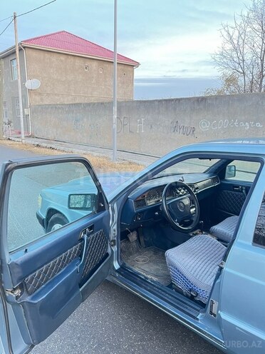 Mercedes 190 1989, 154,340 km - 2.0 l - Qazax