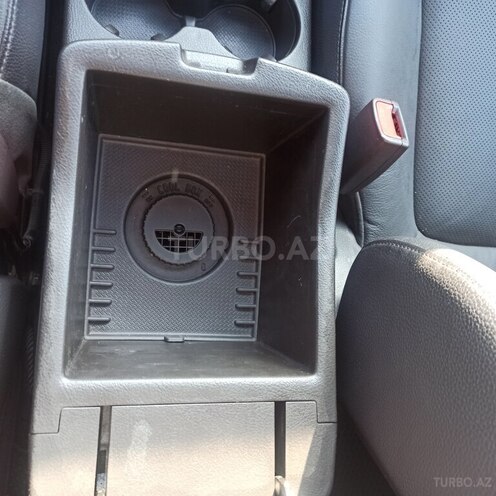 Hyundai Santa Fe 2011, 198,350 km - 2.0 л - Bakı