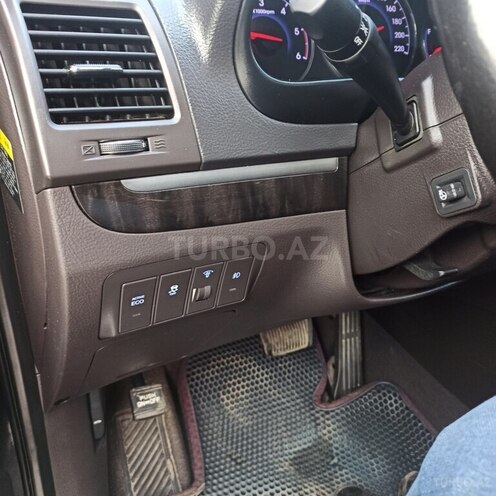 Hyundai Santa Fe 2011, 198,350 km - 2.0 л - Bakı