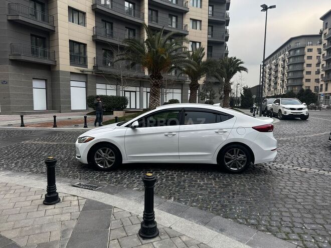 Hyundai Elantra 2016, 121,000 km - 2.0 l - Bakı