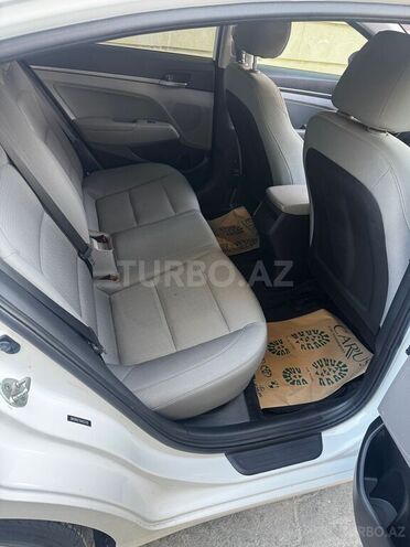Hyundai Elantra 2016, 121,000 km - 2.0 l - Bakı