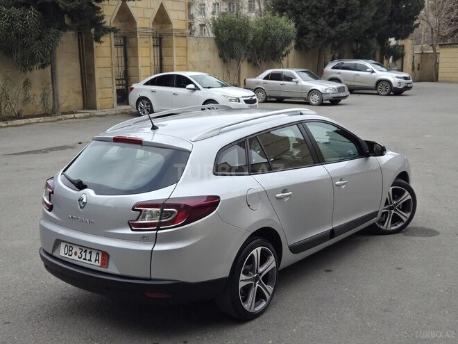 Renault Megane 2011, 331,000 km - 1.5 l - Bakı