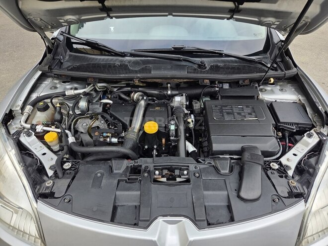 Renault Megane 2011, 331,000 km - 1.5 l - Bakı