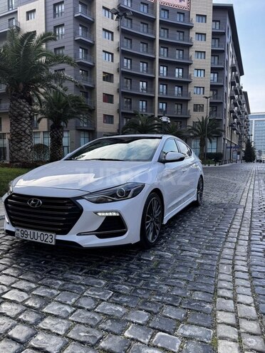 Hyundai Elantra 2018, 100,547 km - 1.6 l - Bakı