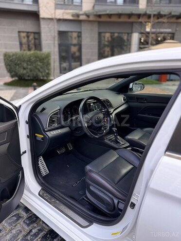 Hyundai Elantra 2018, 100,547 km - 1.6 l - Bakı