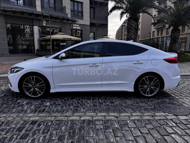 Hyundai Elantra 2018, 100,547 km - 1.6 l - Bakı