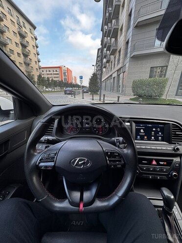 Hyundai Elantra 2018, 100,547 km - 1.6 l - Bakı