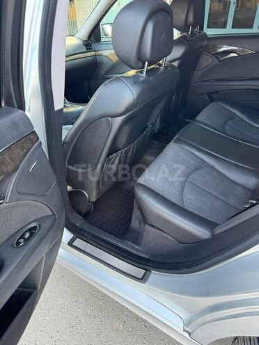 Mercedes E 200 2007, 253,000 km - 1.8 l - Sabirabad