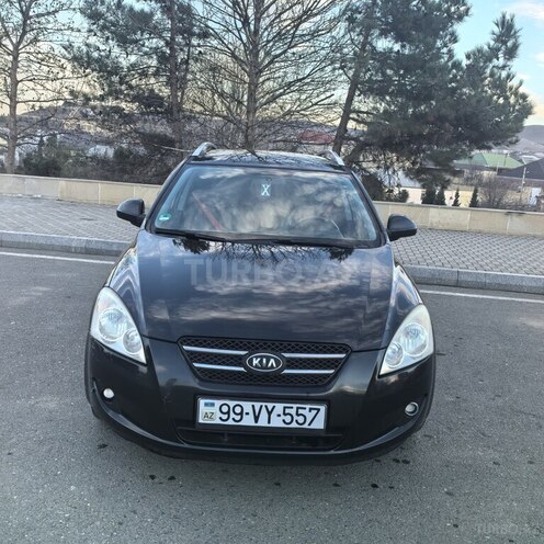 Kia  2008, 261,700 km - 1.4 l - Gəncə